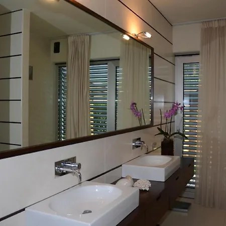 Casa Savoia Luxury House *